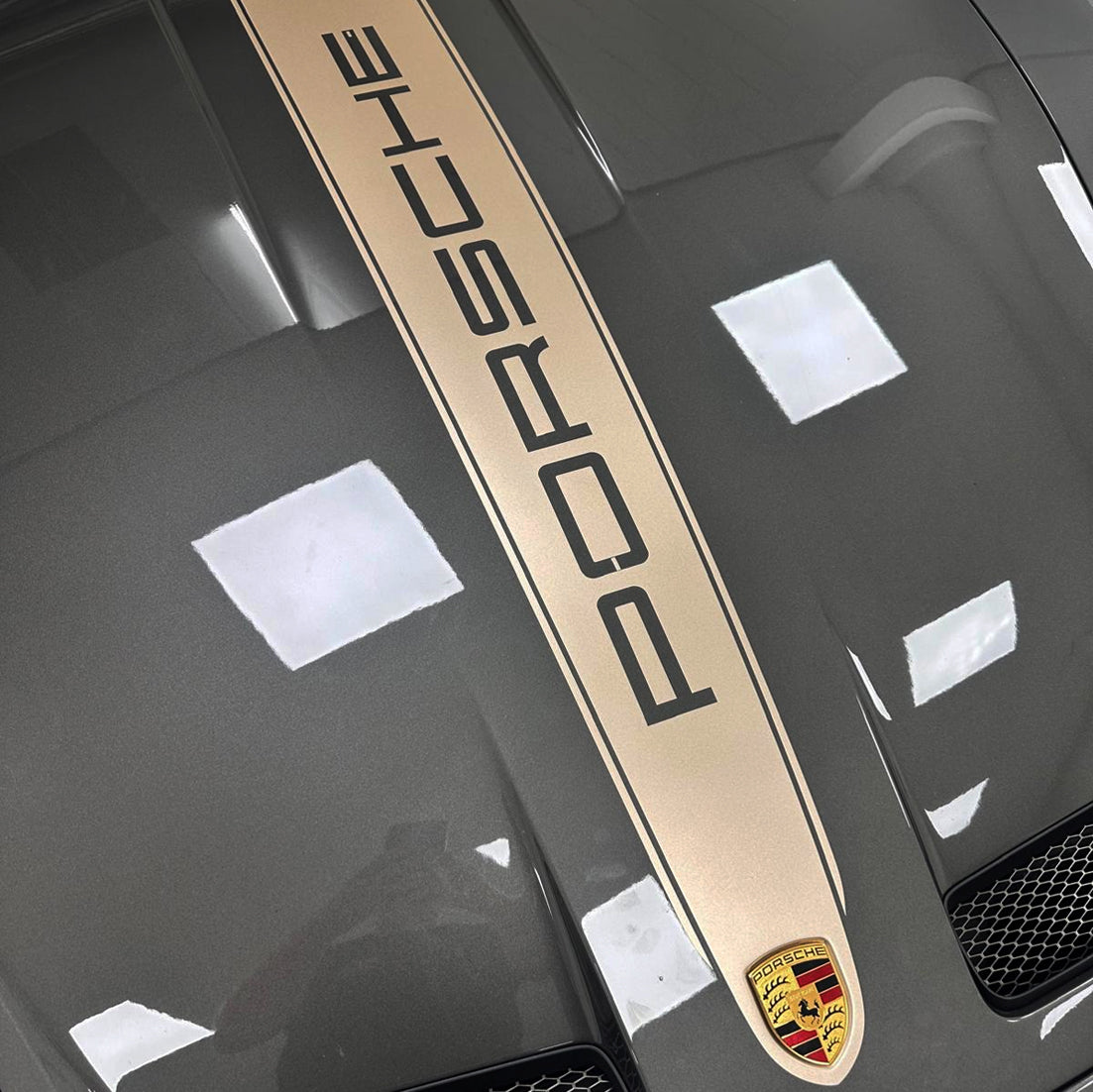 Porsche Trident Stripe kit